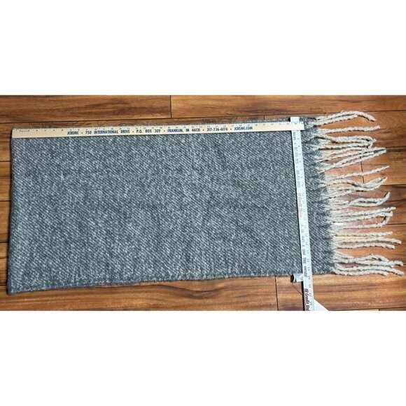 Gray and Cream Winter Scarf With Fringe Design Unisex Men's Women's New Tag - Picture 2 of 8